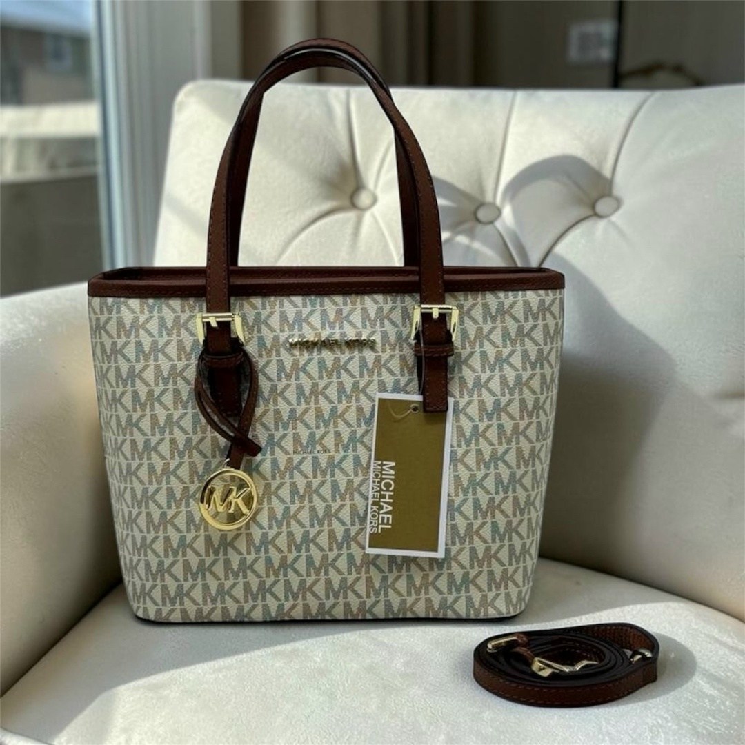 сумка michael kors,michael kors сумка на плечо,michael kors jet set travel,женская сумка,сумка шоппер michael kors