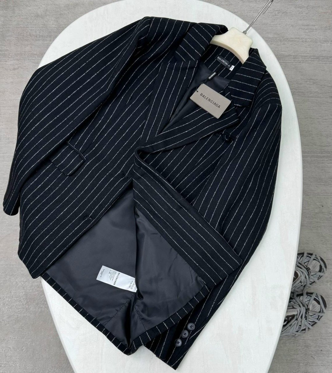 пиджак,жакет skipper design 319 серый в полоску,пальто пиджак оверсайз в полоску much love,пальто пиджак оверсайз в полоску much love цвет графит черный,костюм женский