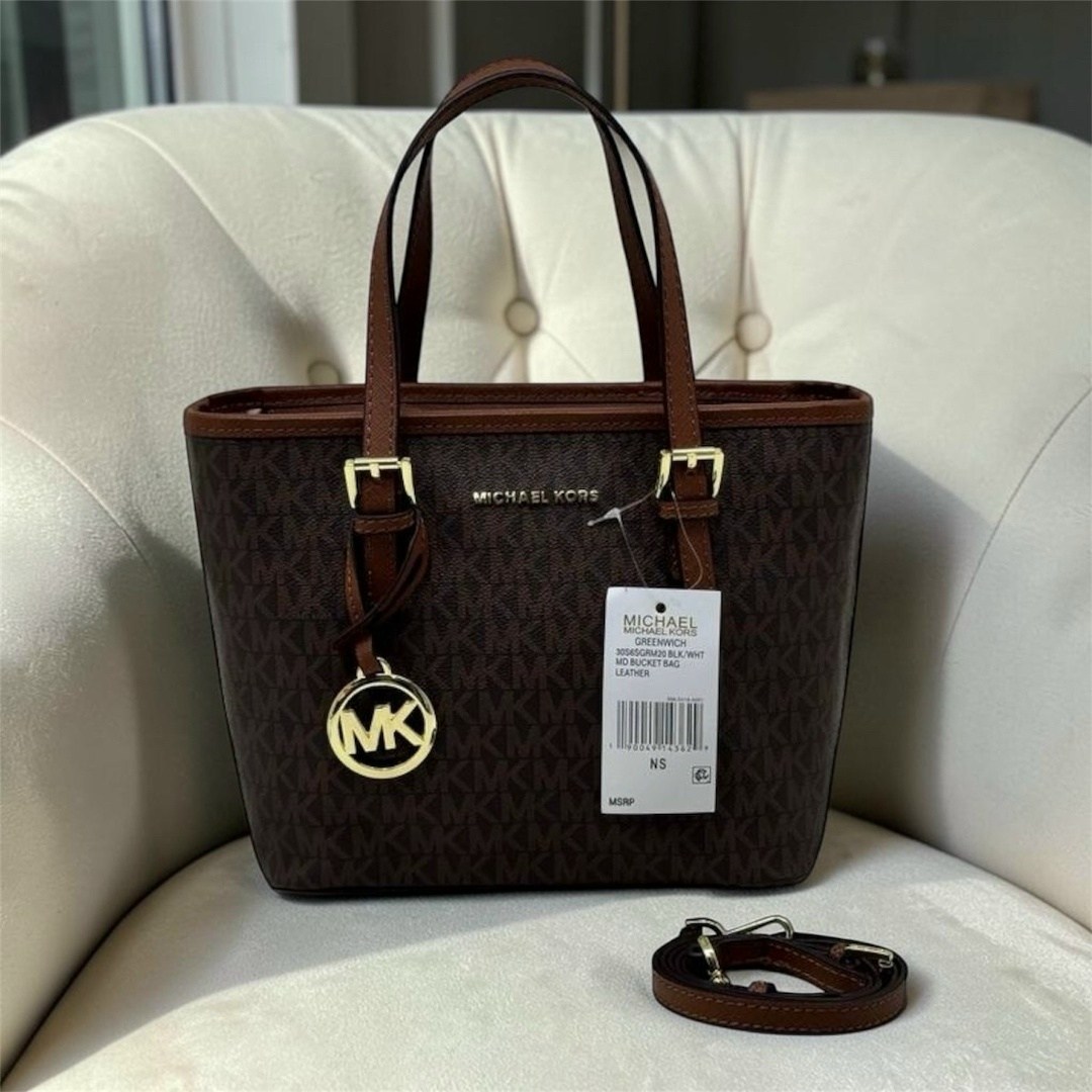 сумка michael kors,michael kors сумка на плечо,michael kors jet set travel,женская сумка,сумка шоппер michael kors