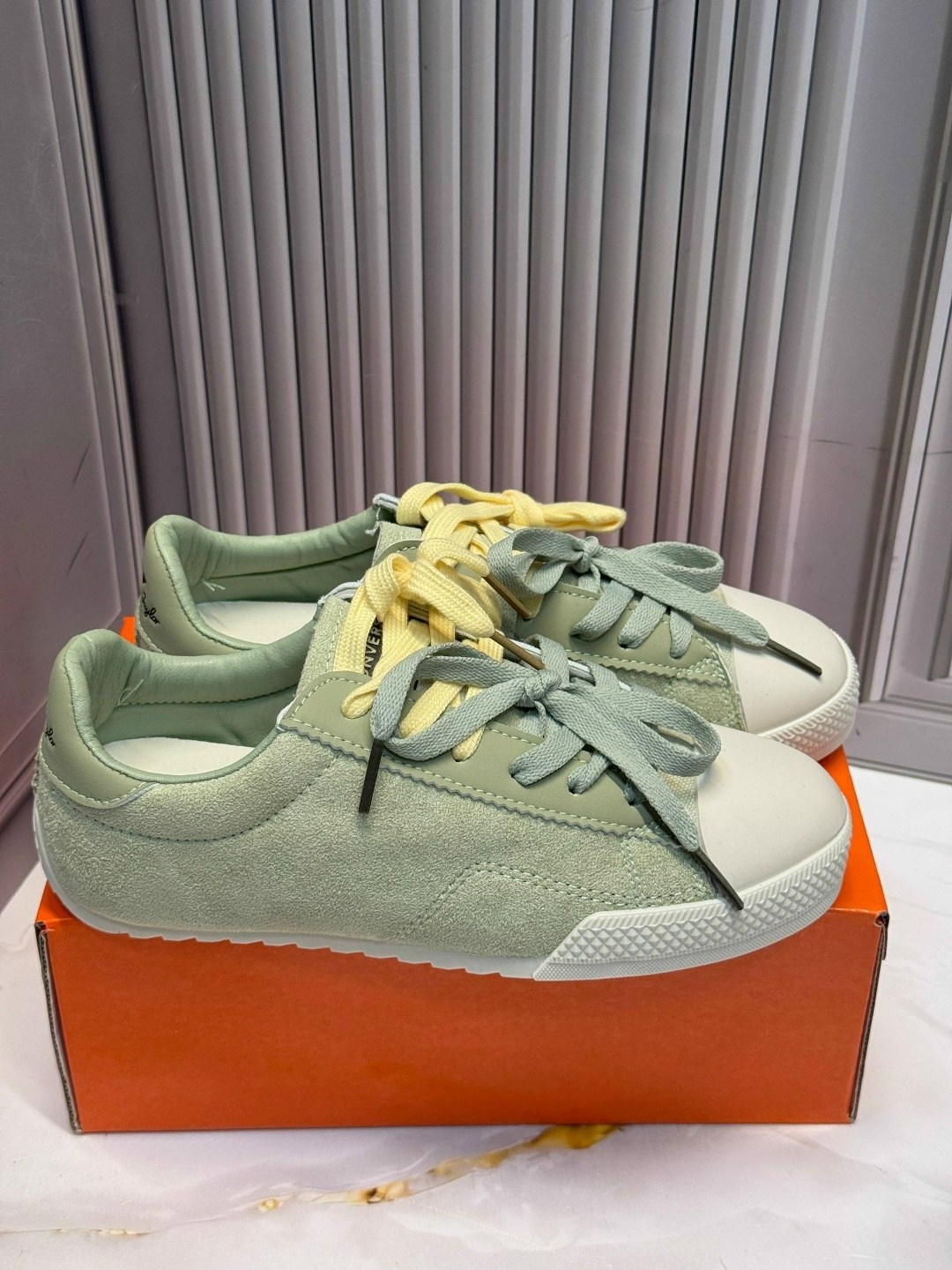 ,кроссовки hermes,кроссовки hermes женские,женские кроссовки,женские кроссовки miu miu