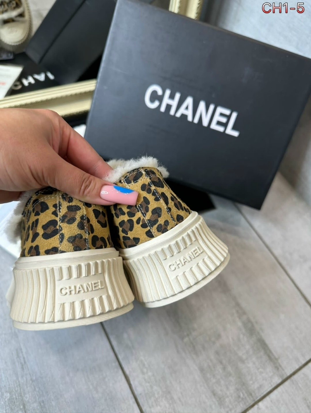 кеды chanel,кроссовки женские chanel,,кроссовки chanel,женская