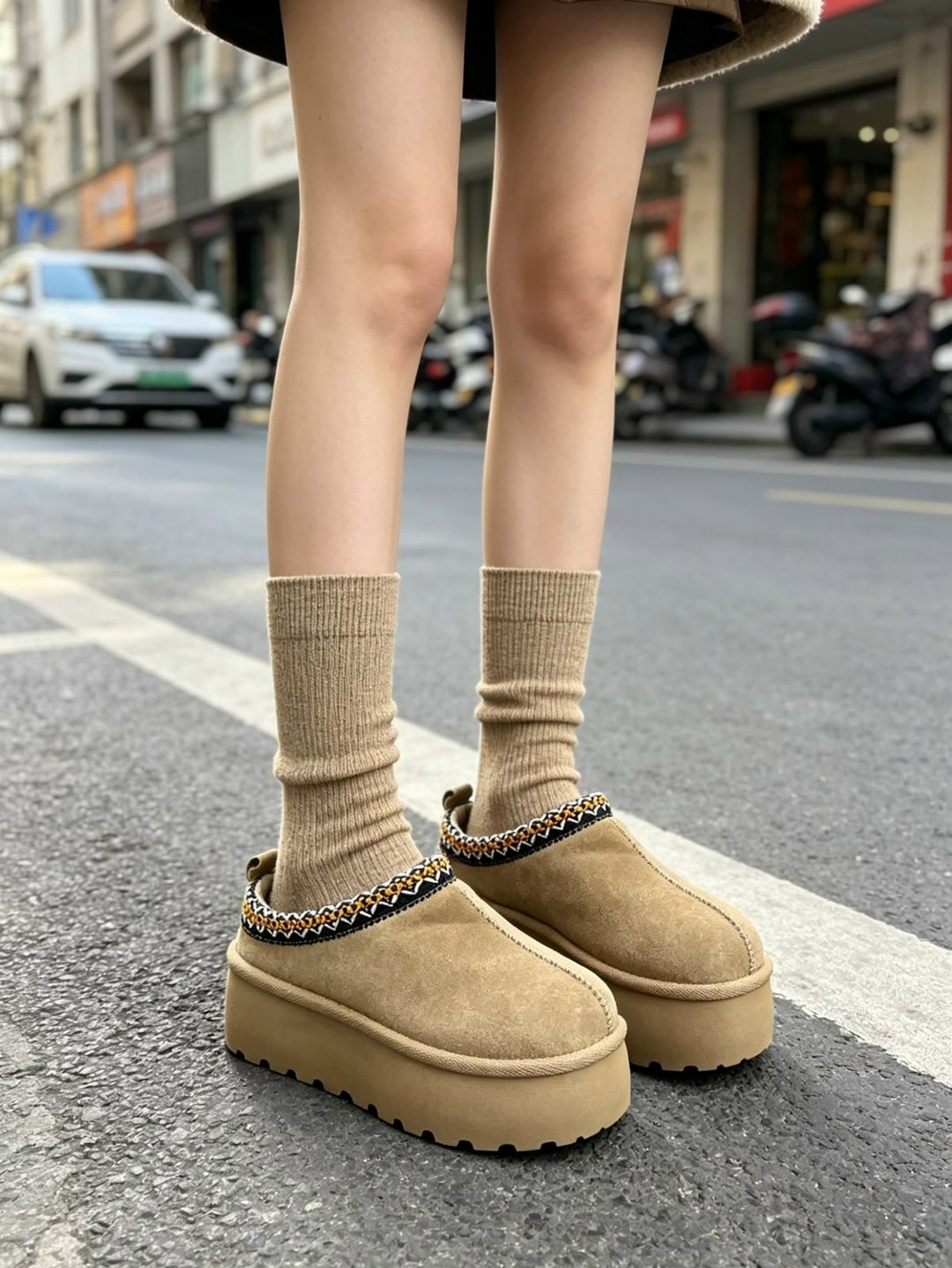 угги натуральные короткие с носком на платформе ango shoes,, женская,угги женские,повседневная