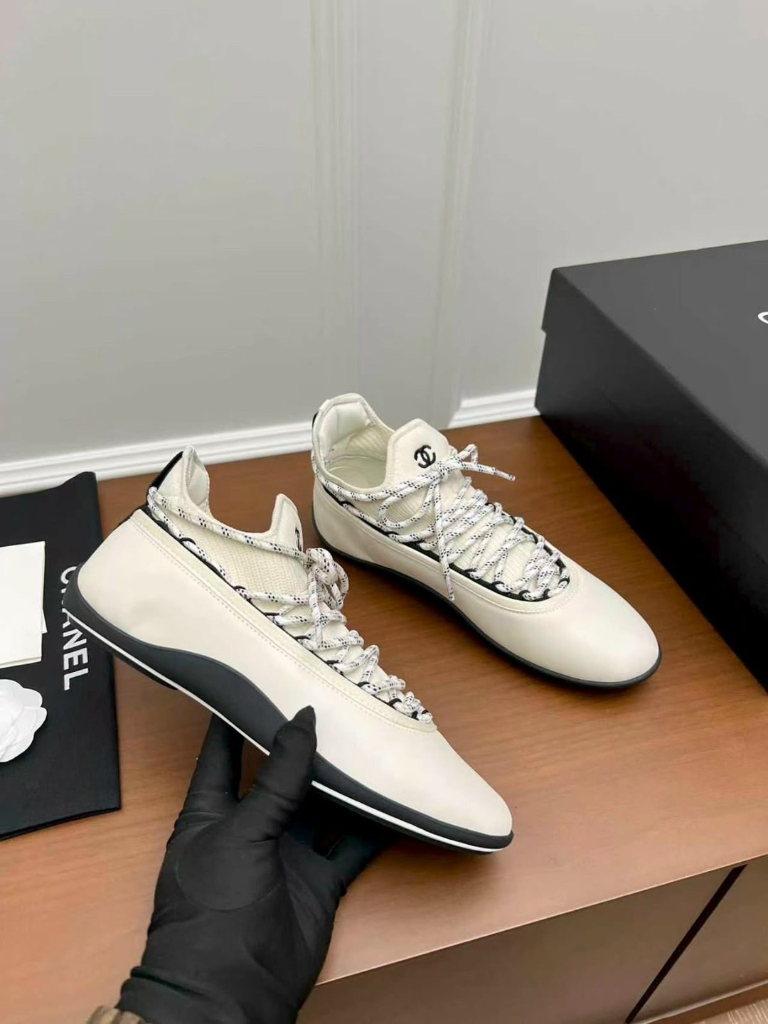 ,женские кроссовки,брендовые кроссовки,мужской кроссовки,кроссовки prada