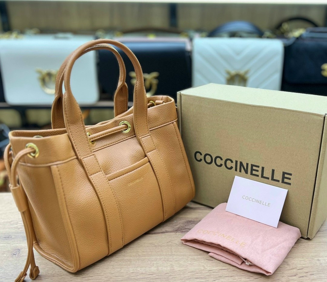 сумка coccinelle,сумки женская,сумка,женская брендовая сумка,сумки женские брендовые