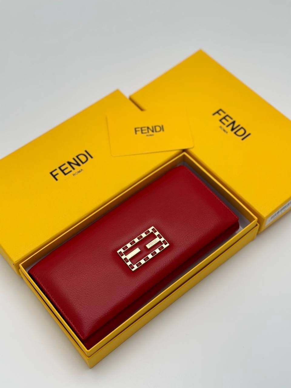 fendi кошелек,fendi женский кошелек,брендовый кошелек fendi,кошелек фенди женский,fendi fendi