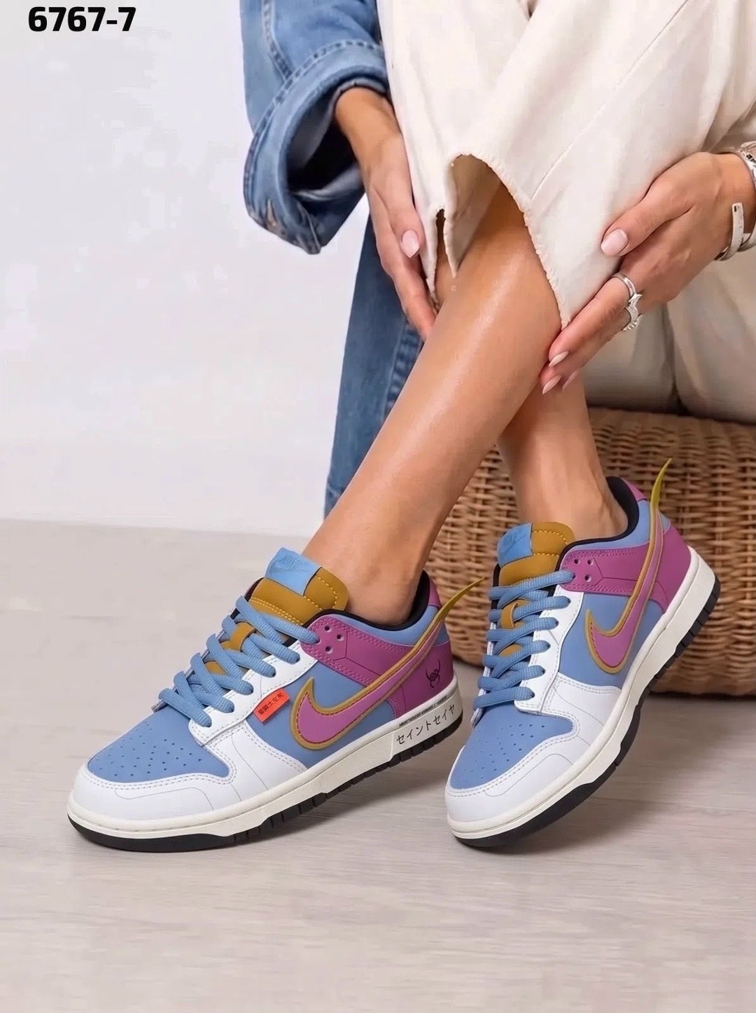 кроссовки,,кроссовок nike,кроссовки женскиe,кроссовки классические