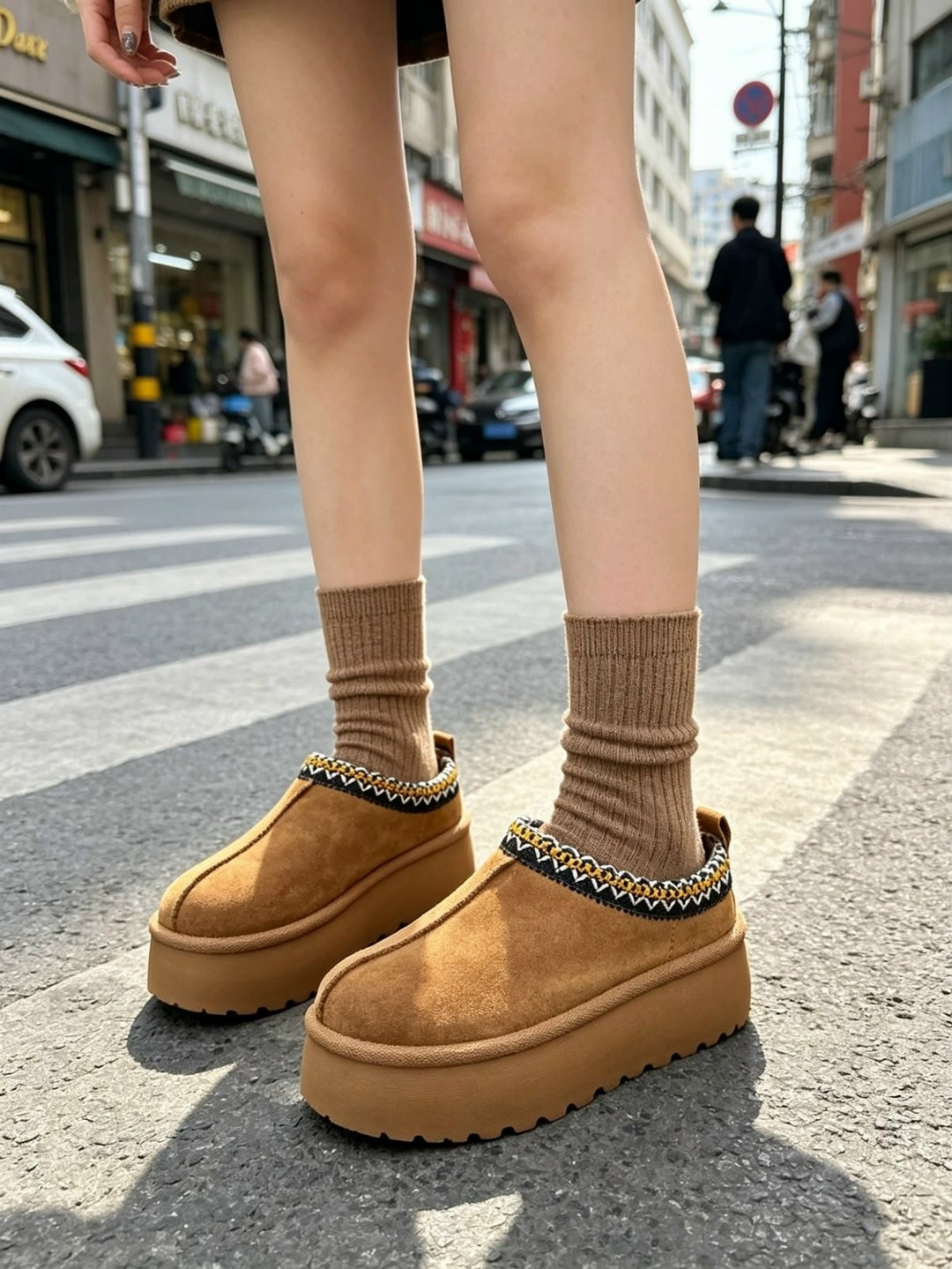 угги натуральные короткие с носком на платформе ango shoes,, женская,угги женские,повседневная