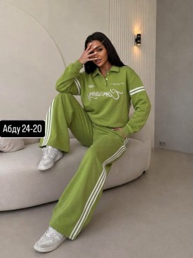 Костюм