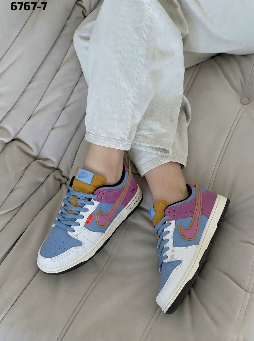 кроссовки,,кроссовок nike,кроссовки женскиe,кроссовки классические