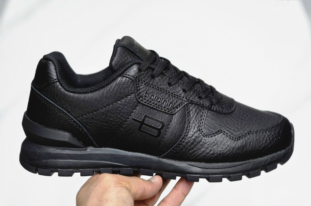 кожаные кроссовки reebok,кроссовки мужские reebok,кроссовки sprandi мужские,кроссовки reebok elite stride gtx iv,кроссовки sprandi