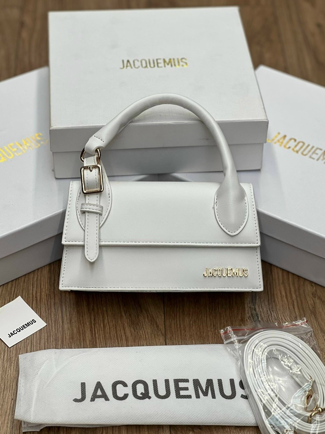сумки jacquemus,сумка jacquemus 24/13 см,сумочка-клатч jacquemus,jacquemus сумка мини,jacquemus сумка на плечо