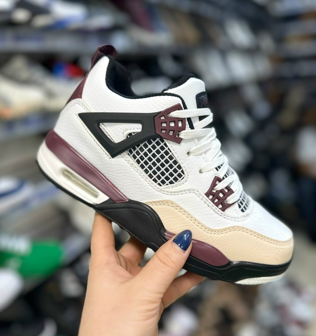 кроссовки женскиe,кроссовки nike air jordan 4 retro,кроссовки,спортивная ,