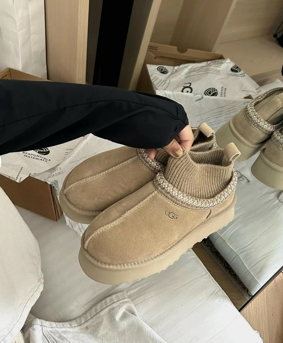 угги женские зимние,зимняя ,угги женские ugg,женские шерстяные зимние ботинки,