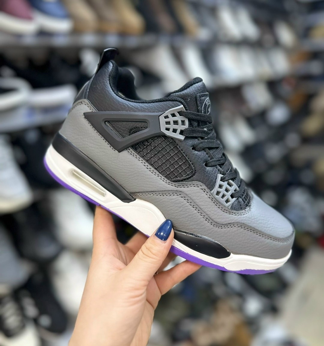 кроссовки nike air jordan 4,мужской кроссовки,кроссовки мужские женские,мужская  кроссовки,зимние кроссовки nike air jordan 4