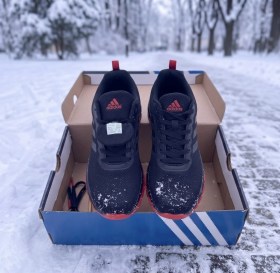 Кроссовки