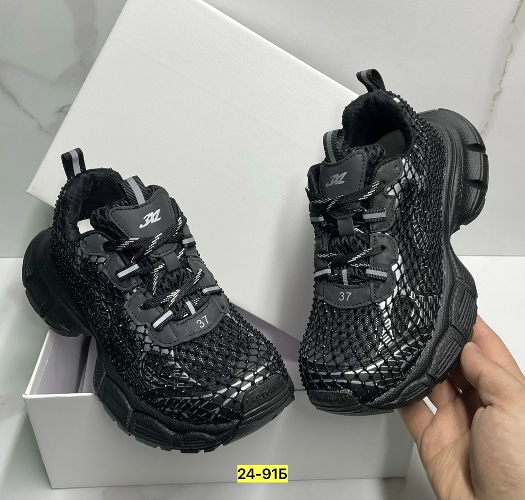 кроссовки женские balenciaga,кроссовки balenciaga,кроссовки баленсиага трек 2 чёрные,кроссовки баленсиага черные,кроссовки balenciaga 3 xl