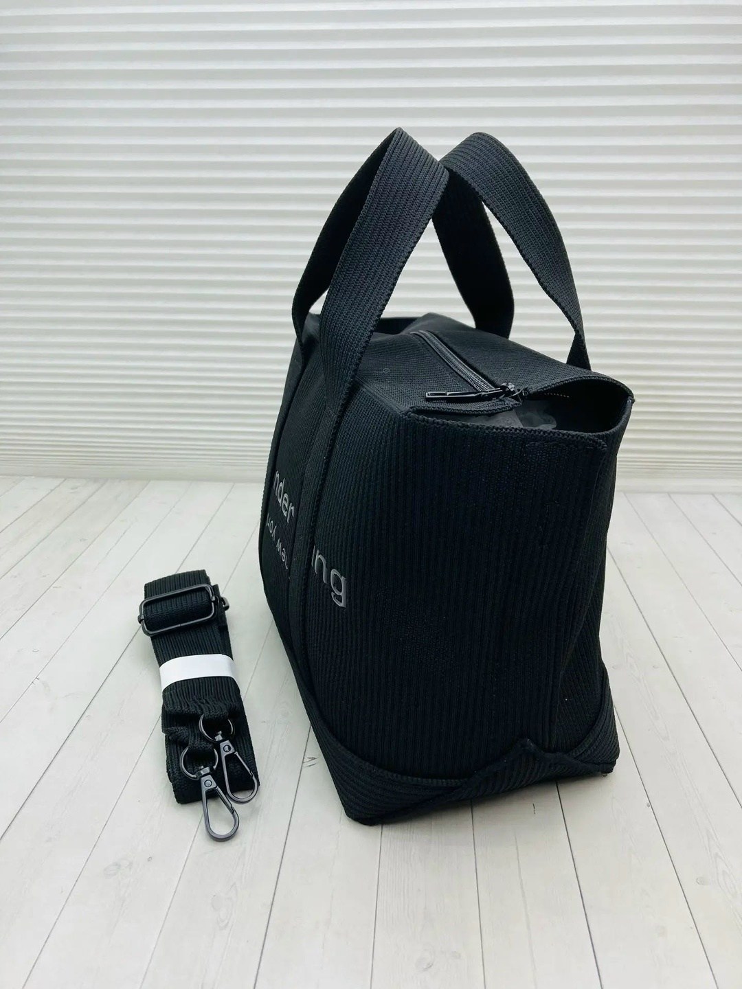 сумка,сумка шоппер,сумка alexander wang,сумка женская,корзина сумка