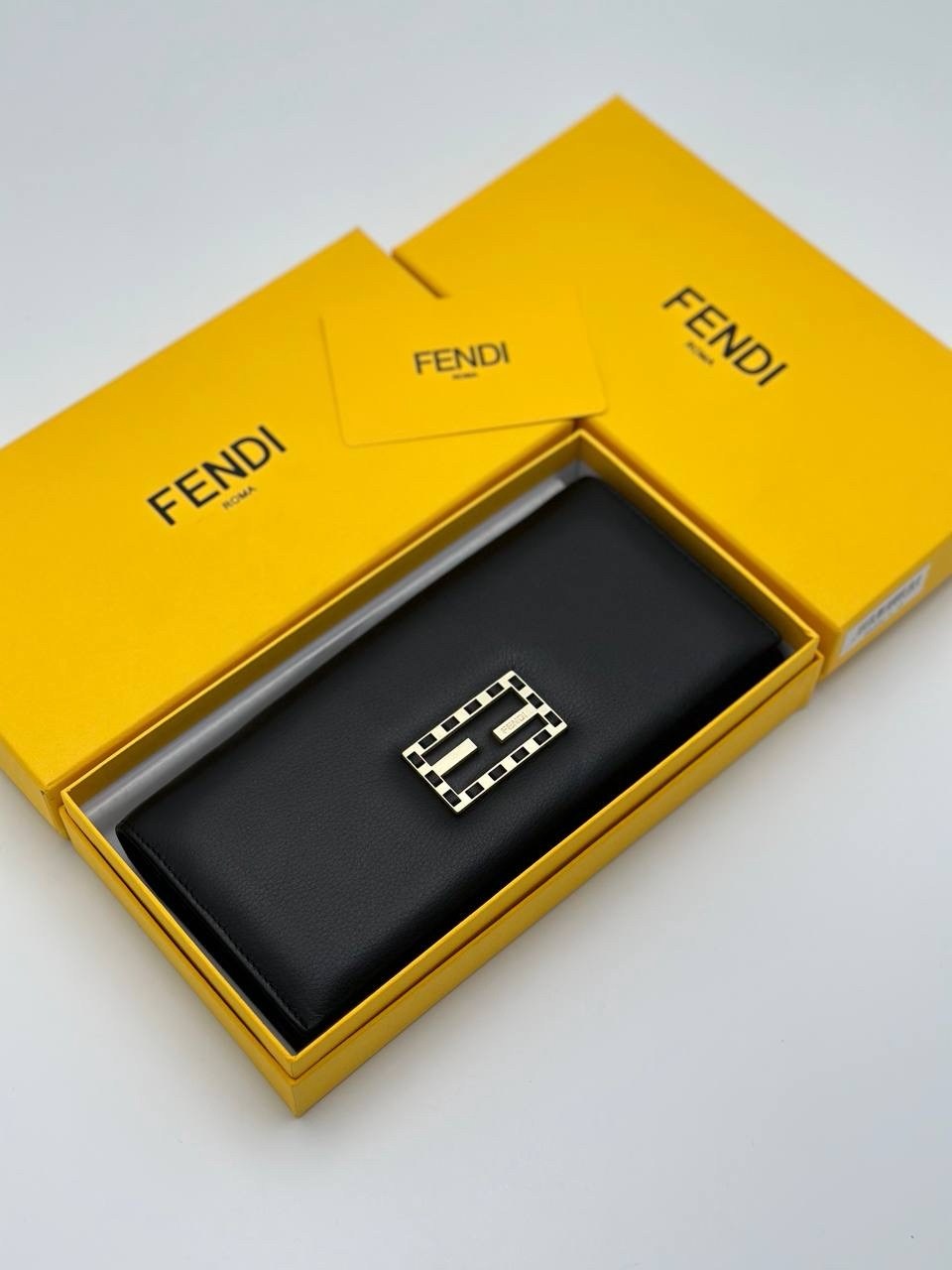 fendi кошелек,fendi женский кошелек,брендовый кошелек fendi,кошелек фенди женский,fendi fendi