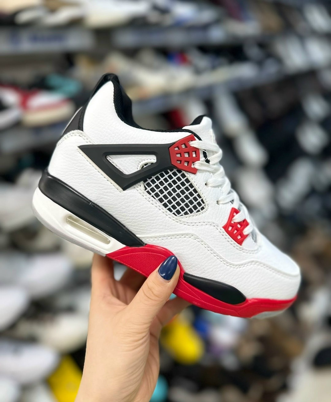 кроссовки женскиe,кроссовки nike air jordan 4 retro,кроссовки,спортивная ,