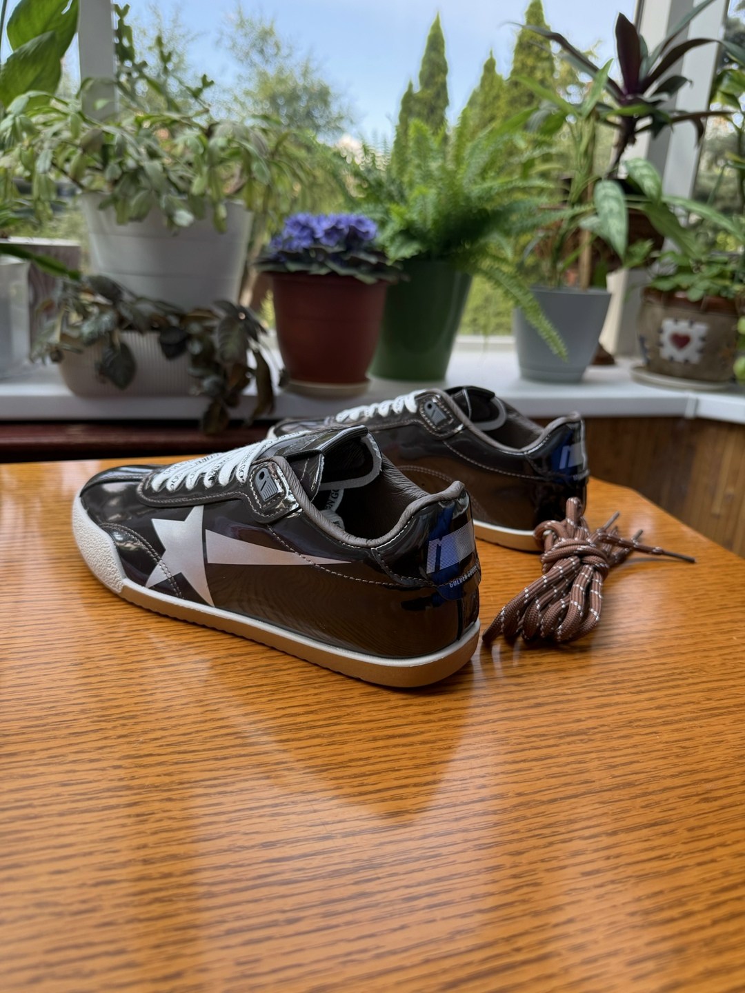 кроссовки golden goose,golden goose sneakers,кроссовки golden goose superstar distressed black silver,кеды golden goose,