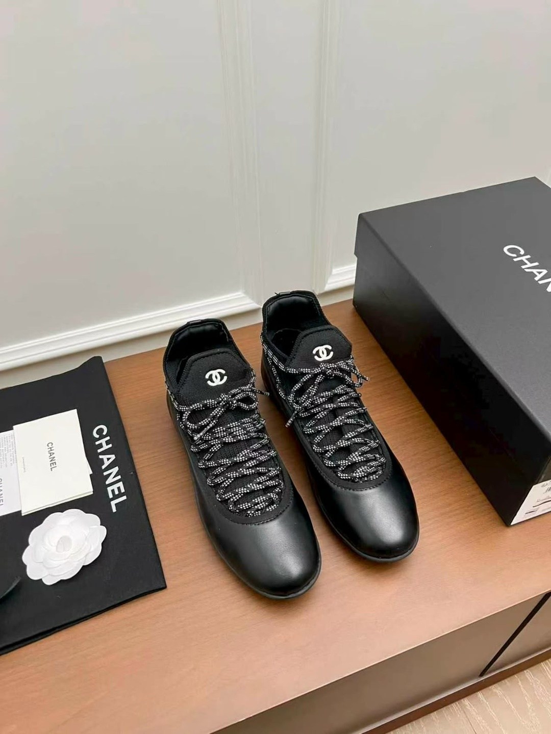 ,женские кроссовки,брендовые кроссовки,мужской кроссовки,кроссовки prada