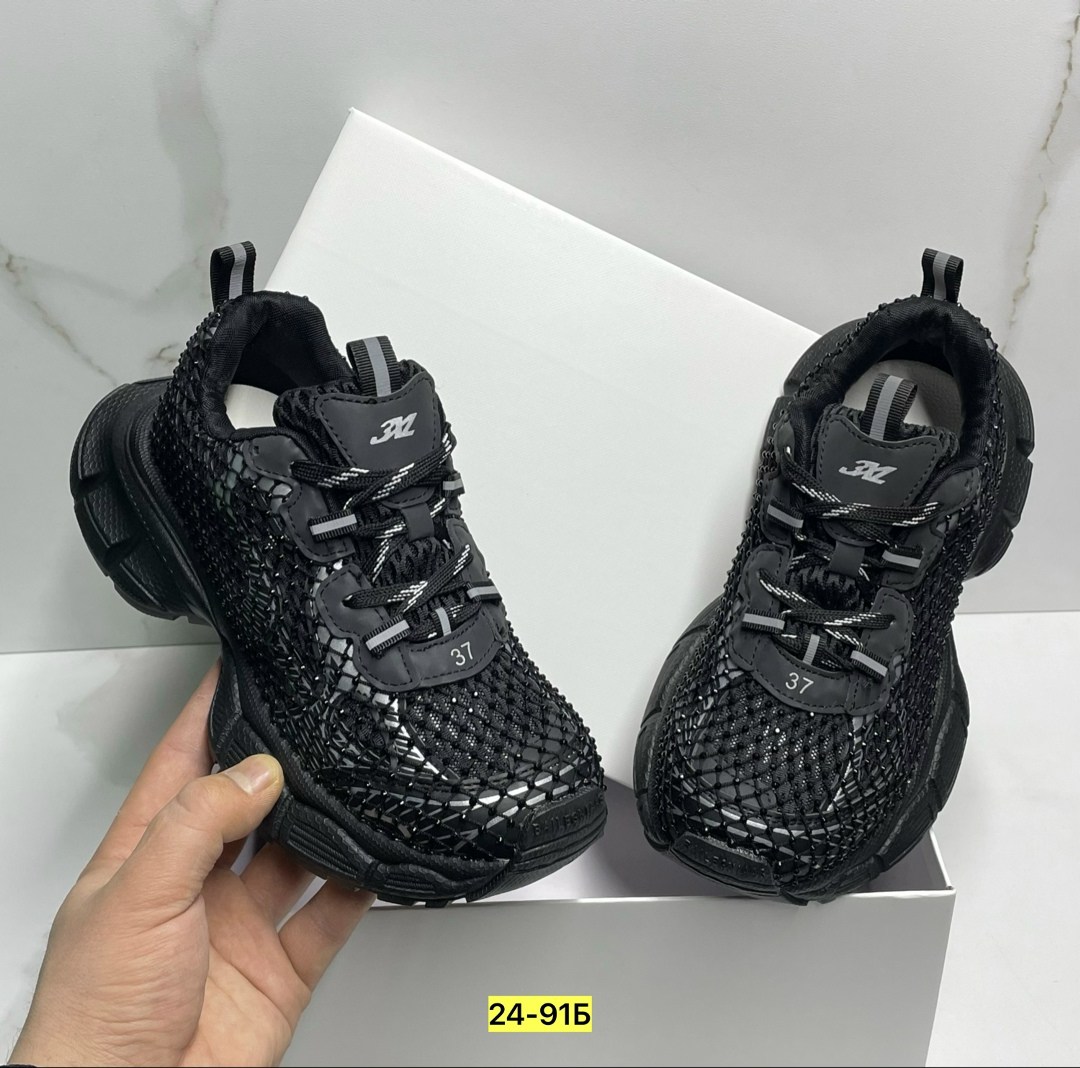 кроссовки женские balenciaga,кроссовки balenciaga,кроссовки баленсиага трек 2 чёрные,кроссовки баленсиага черные,кроссовки balenciaga 3 xl