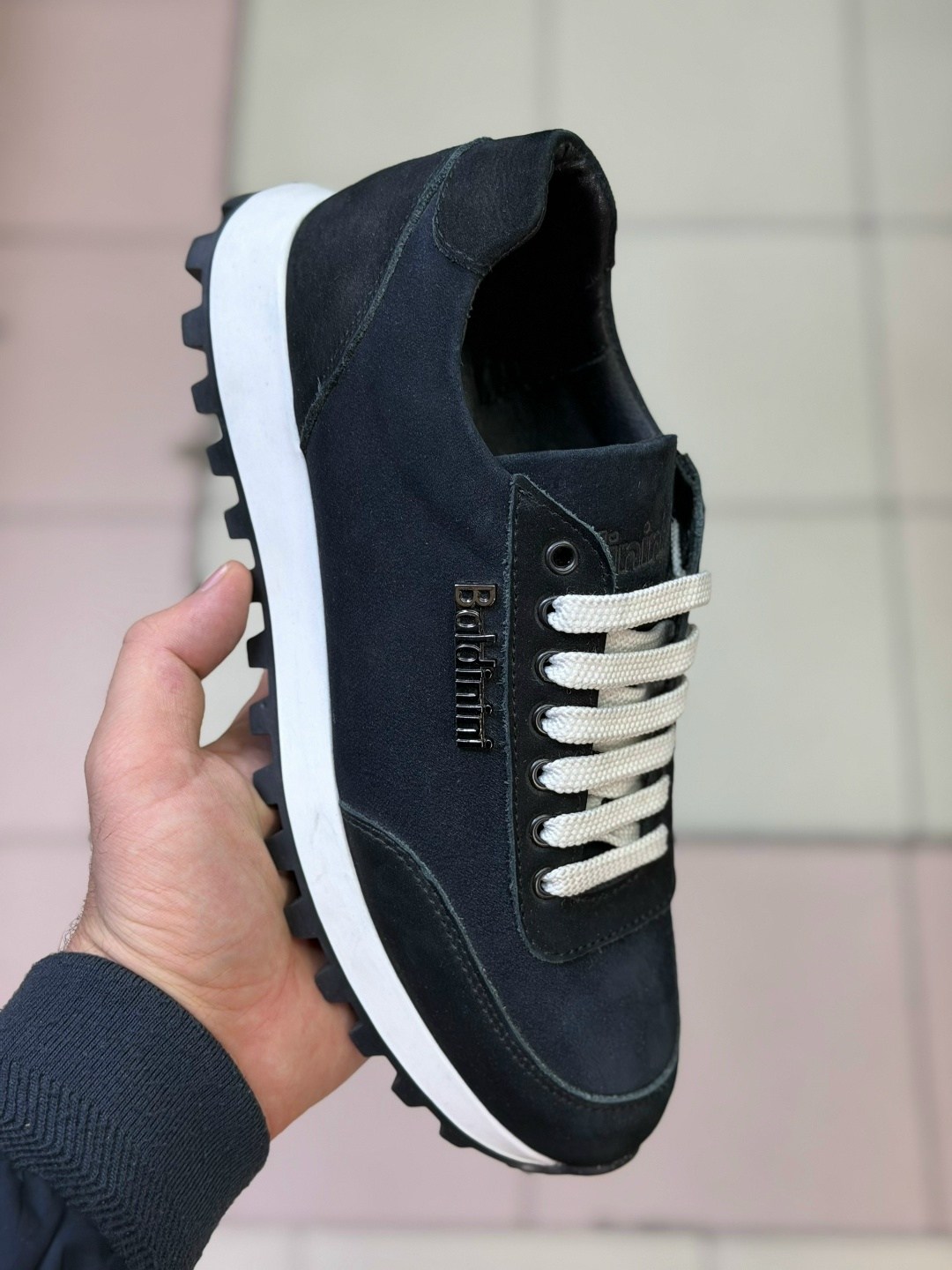 кроссовки emporio armani,кожаные кроссовки emporio armani,кроссовки мужские armani,,кроссовки armani