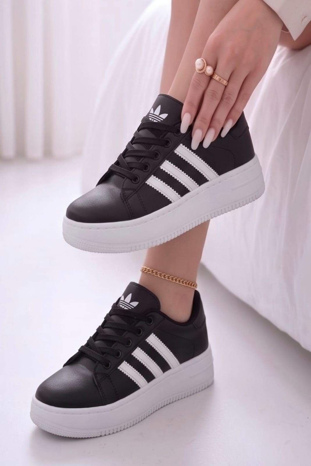 ,кроссовки женскиe, женская,кроссовки adidas,обуви