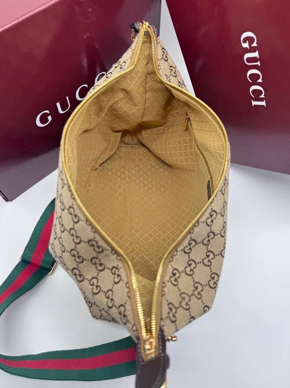 сумка gucci,сумка женская gucci,сумка через плечо gucci,сумки гуччи женские,сумка гуччи хобо