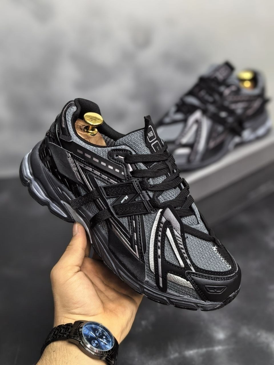 кроссовки женские balenciaga runner sneaker worn-out черный,кроссовки balenciaga runner,кроссовки,кроссовки track 2 trainer black balenciaga,кроссовки balenciaga under armour x runner sneaker black
