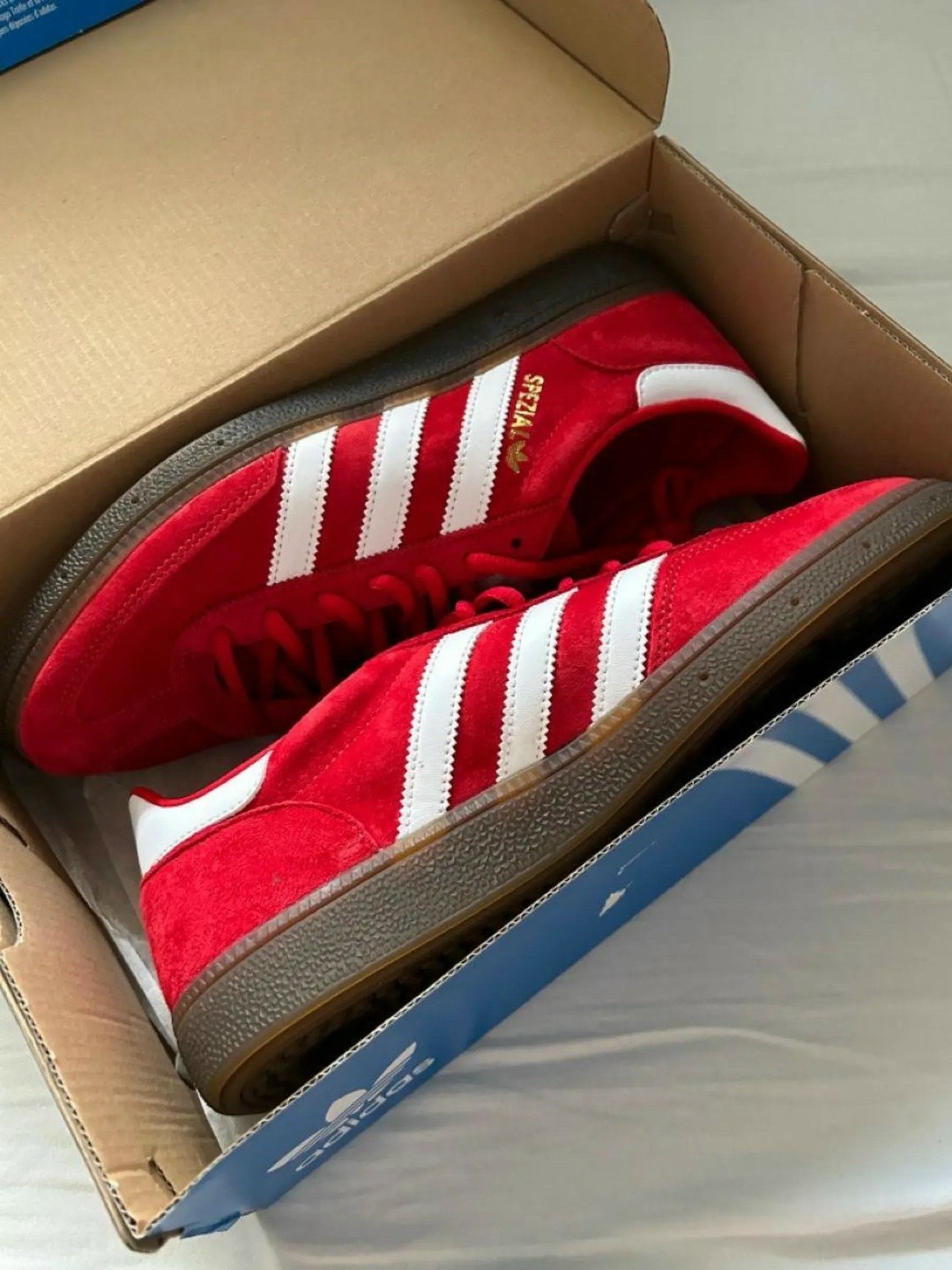 кроссовки adidas handball spezial,кроссовки adidas spezial,кроссовки adidas,adidas spezial handball red,кроссовки adidas originals handball spezial