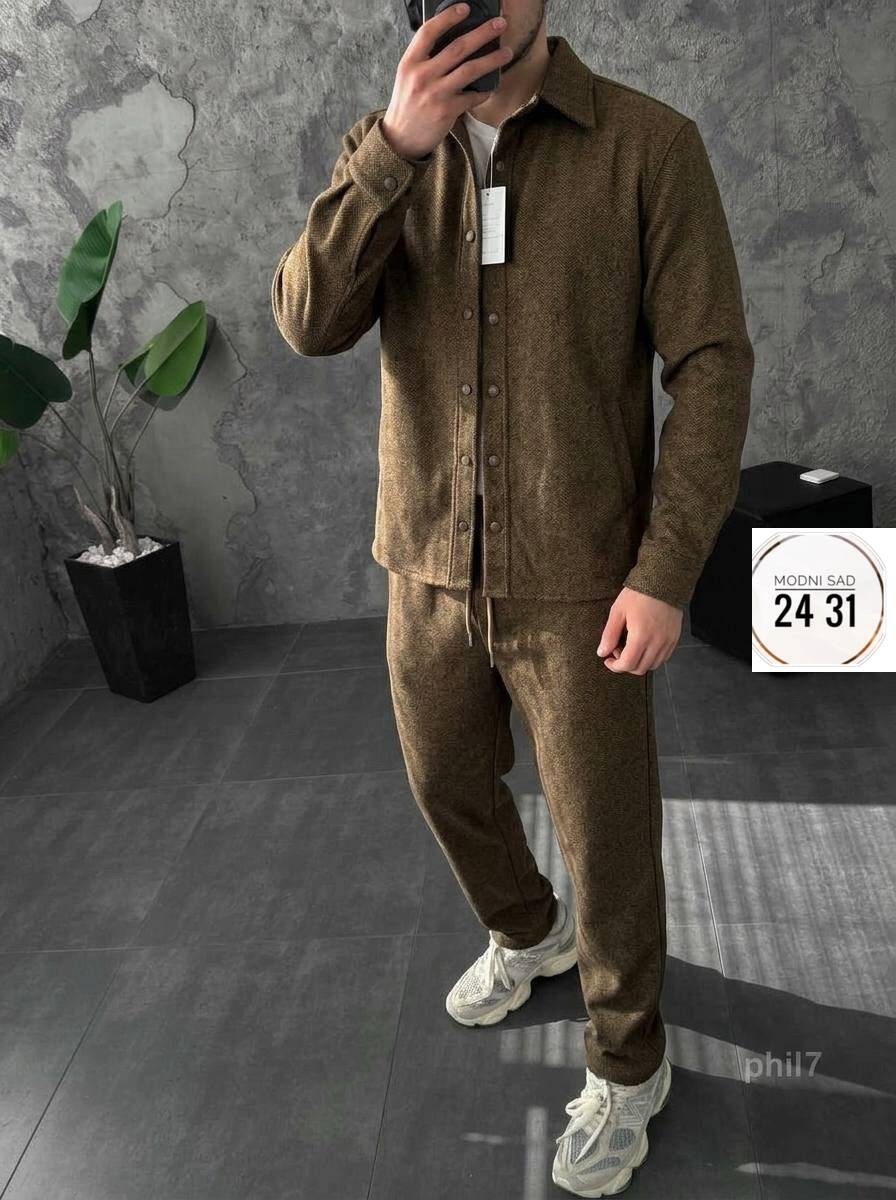 костюм с рубашкой,костюм двойка мужской,мужская мода,мужской серый костюм из вафельной ткани рубашка на кнопках + штаны джоггеры,серый мужской костюм