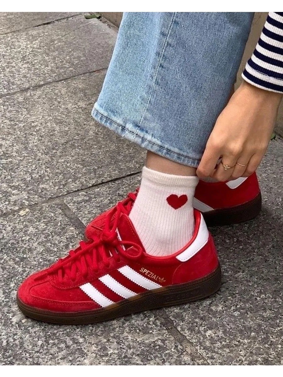 кроссовки adidas handball spezial,кроссовки adidas spezial,кроссовки adidas,adidas spezial handball red,кроссовки adidas originals handball spezial