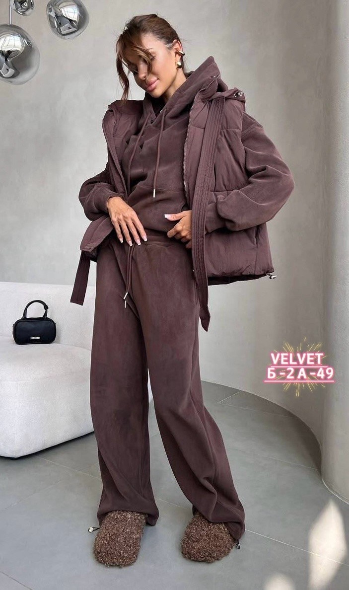 женский чёрный костюм тройка miu miu,женский костюм - тройка,костюм тройка miu miu,женский теплый костюм тройка miu miu,костюм тройка