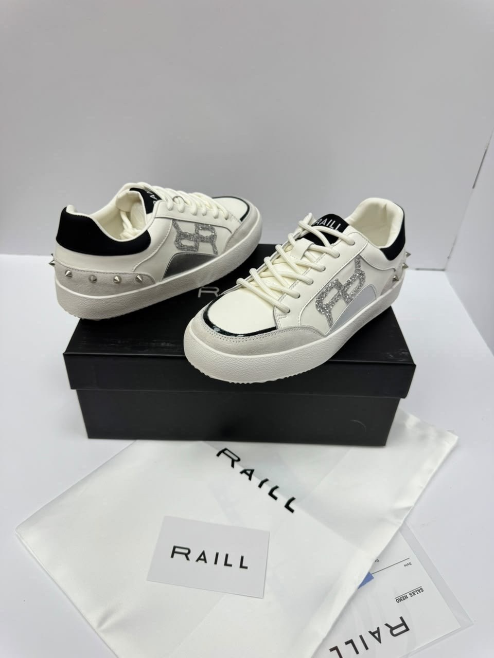 ,valentino кроссовки,кроссовки amiri,спортивная ,кроссовки женскиe