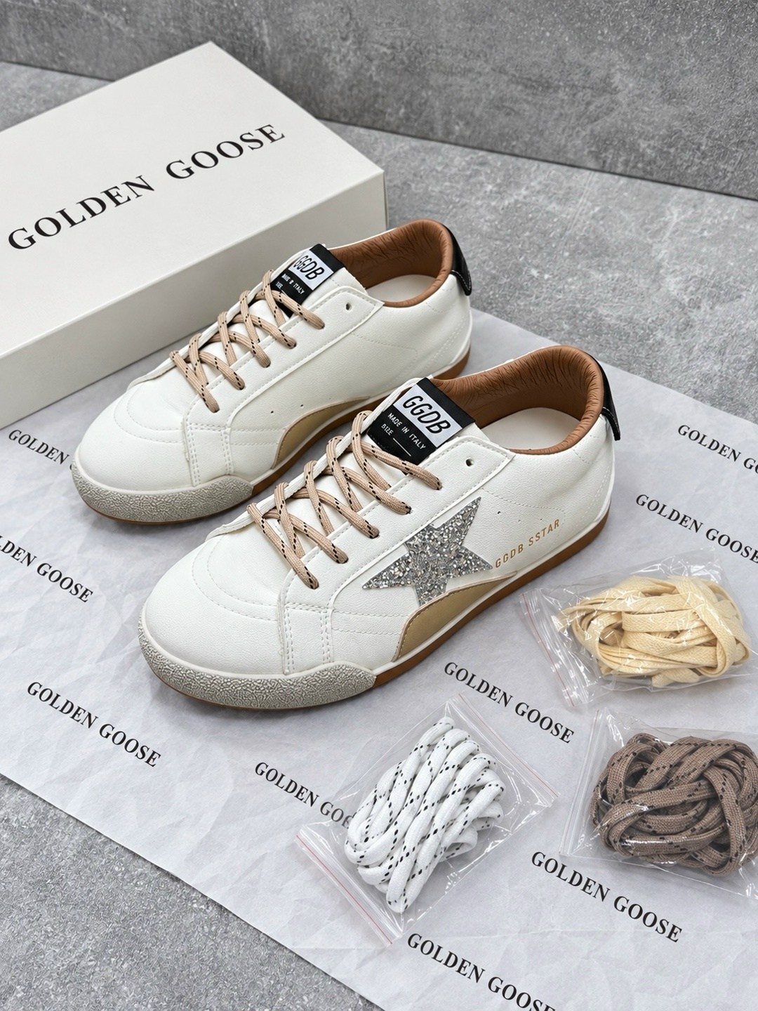 golden goose super star,golden goose,кроссовки golden goose,golden goose deluxe brand белые кожаные кеды,golden goose superstar