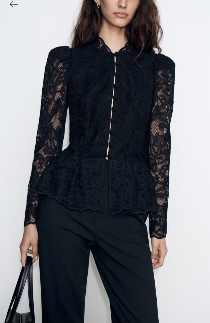 кружевная блузка zara,черная блузка с кружевом,кружевная блузка,кружевная блузка zara черная,блузка женская кружевная