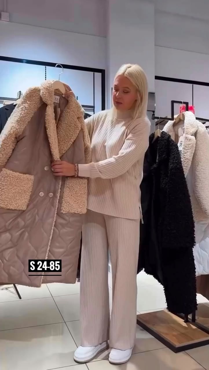 пальто модное,пальто женское,теплый женский костюм,костюм бежевый,шерстяной костюм женский