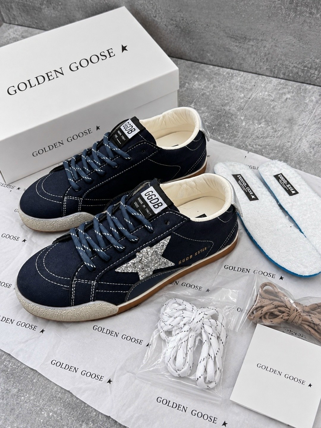 кроссовки golden goose,кеды golden goose,,женские кеды golden goose,кроссовки замша