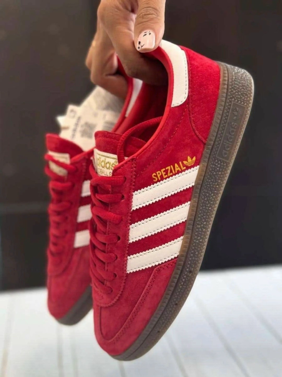 кроссовки adidas handball spezial,кроссовки adidas spezial,кроссовки adidas,adidas spezial handball red,кроссовки adidas originals handball spezial