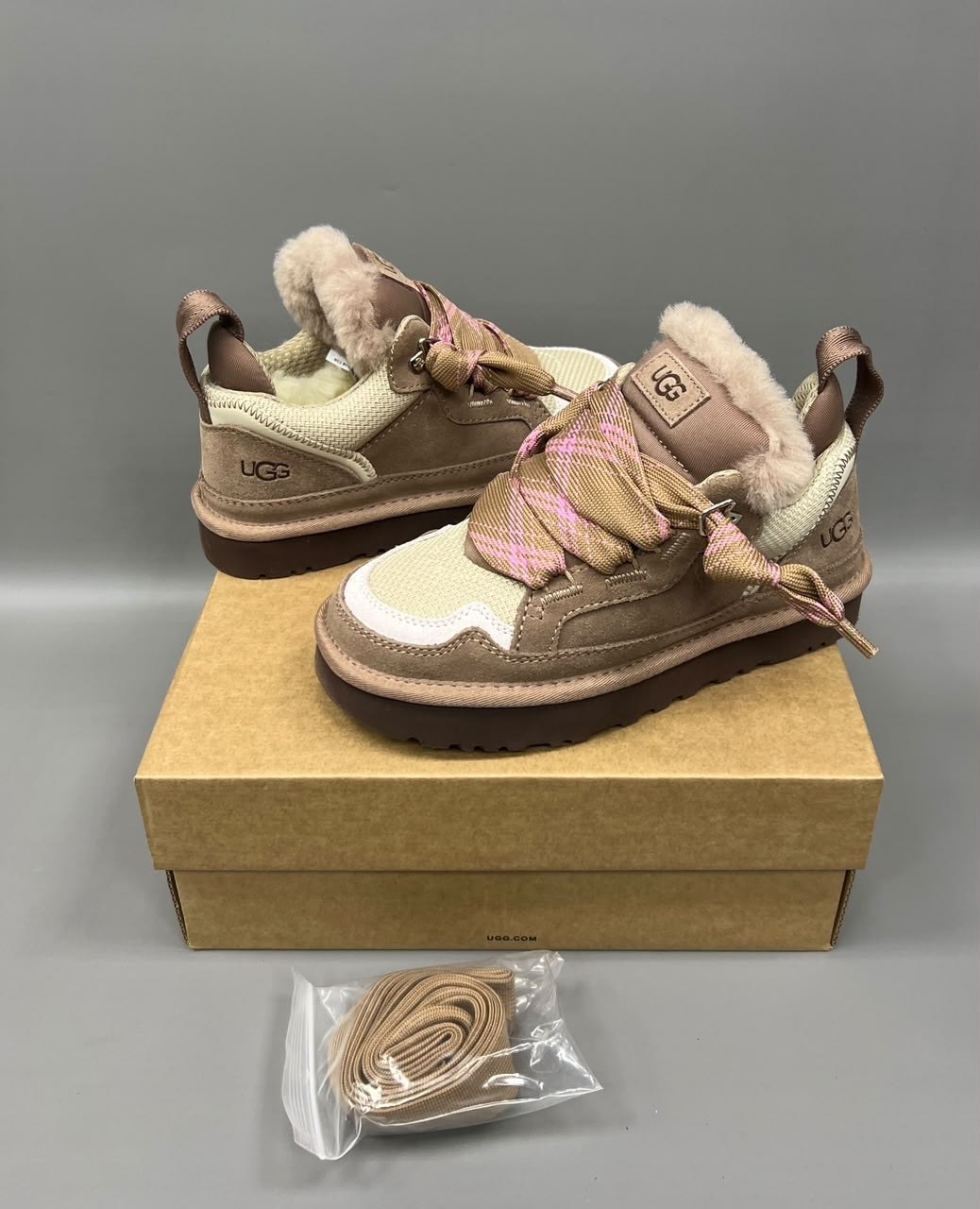 ,кроссовки ugg,ugg женские,кроссовки женские,замшевые кроссовки