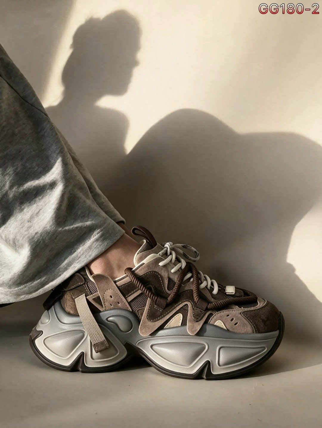 кроссовки женские баленсиага,кроссовки balenciaga,розовые кроссовки баленсиага track,женские кроссовки balenciaga,balenciaga 3xl sneakers