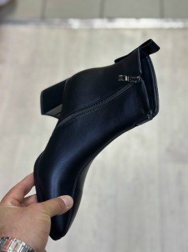 Ботинки
