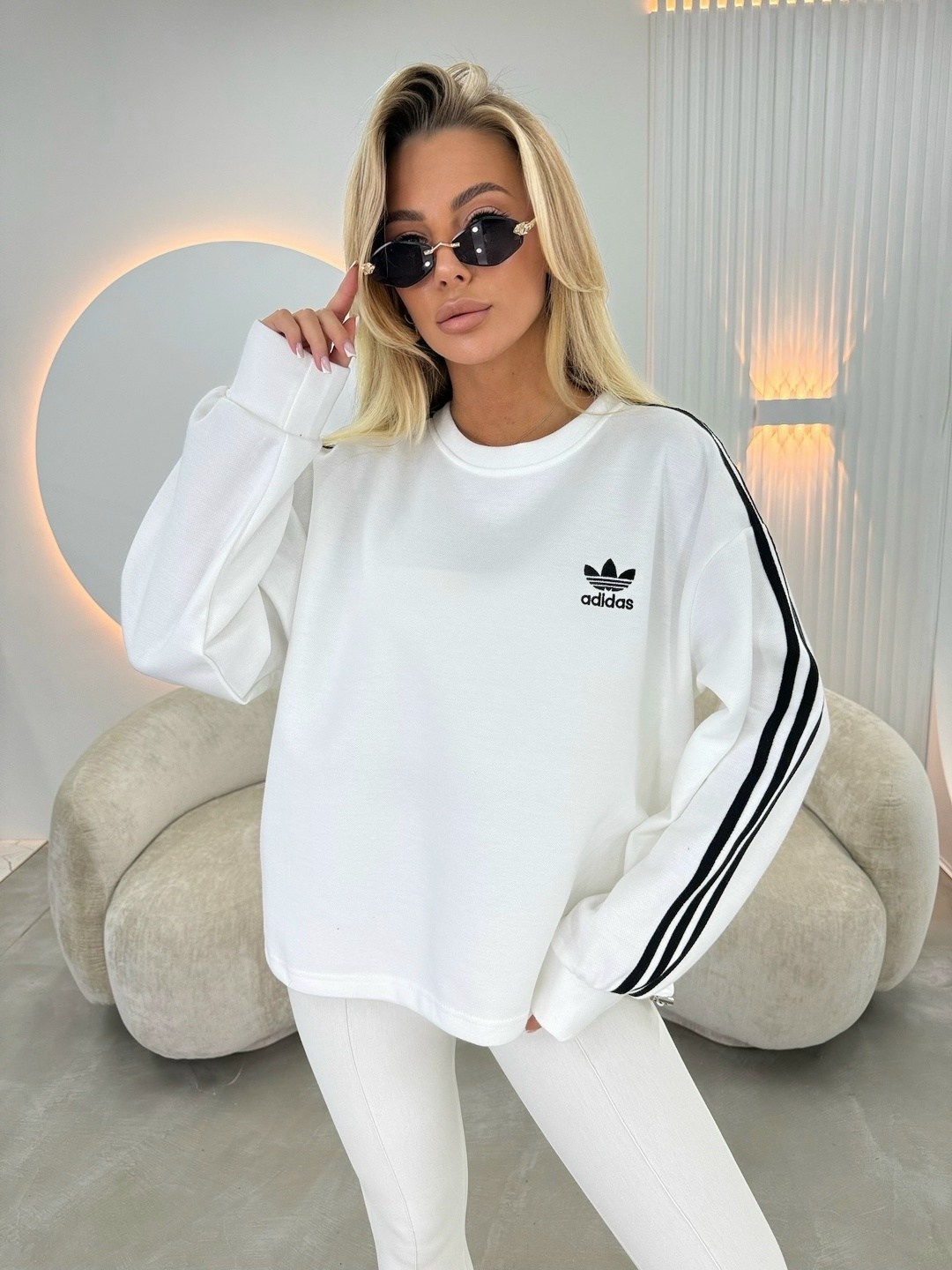 свитшот adicolor oversize adidas original,свитшот женский adidas,толстовка женская adidas,свитшот адидас оверсайз,толстовка свободного кроя adidas розовый