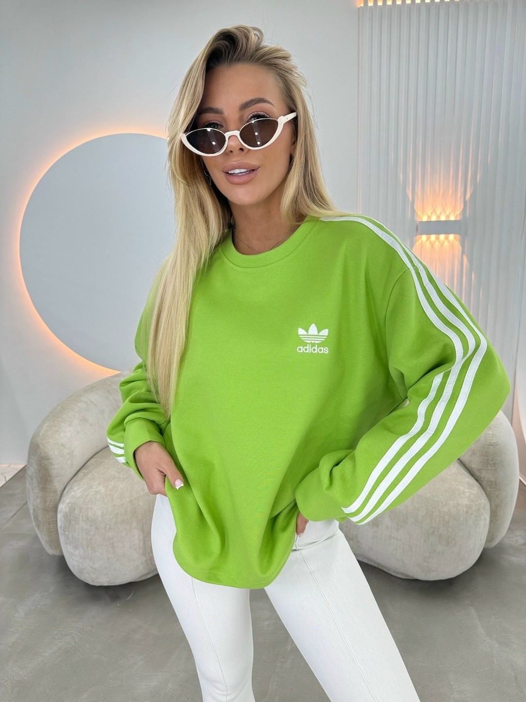 свитшот adicolor oversize adidas original,свитшот женский adidas,толстовка женская adidas,свитшот адидас оверсайз,толстовка свободного кроя adidas розовый
