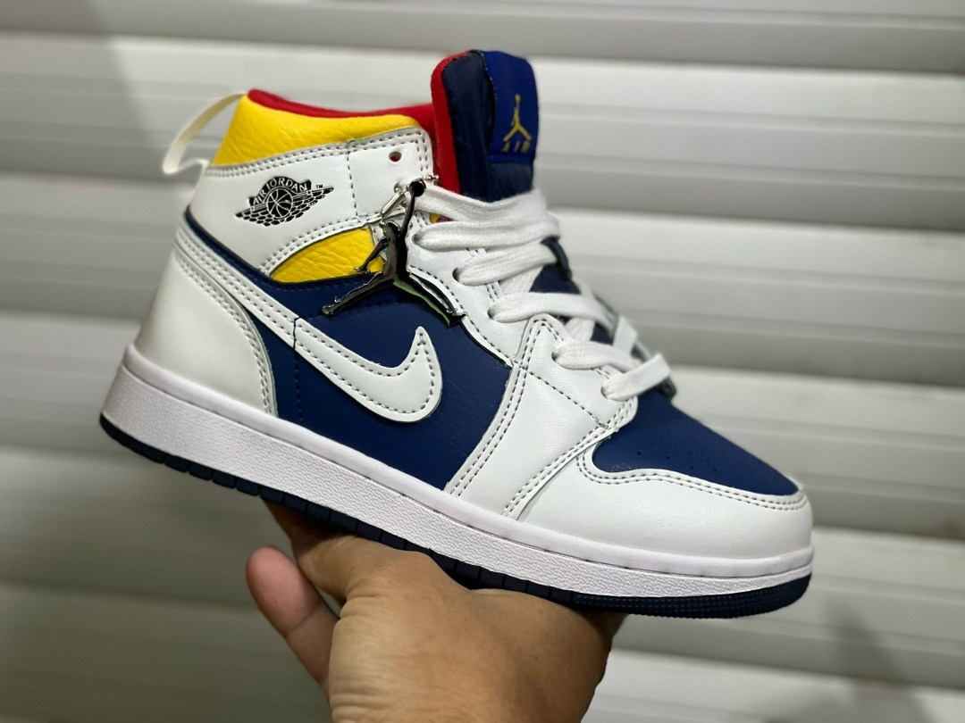air jordan 1 mid royal blue laser orange,nike air jordan 1 mid,air jordan 1 mid,air jordan 1 mid gs,jordan 1 mid white laser orange deep royal blue