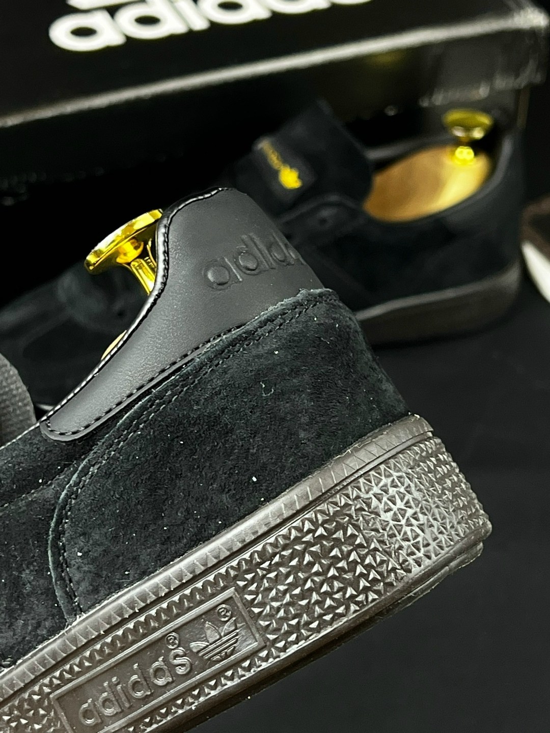 adidas spezial черные,adidas originals handball spezial,адидас spezial черные,кроссовки spezial adidas,кроссовки adidas