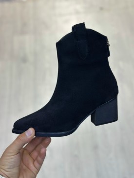 Ботинки