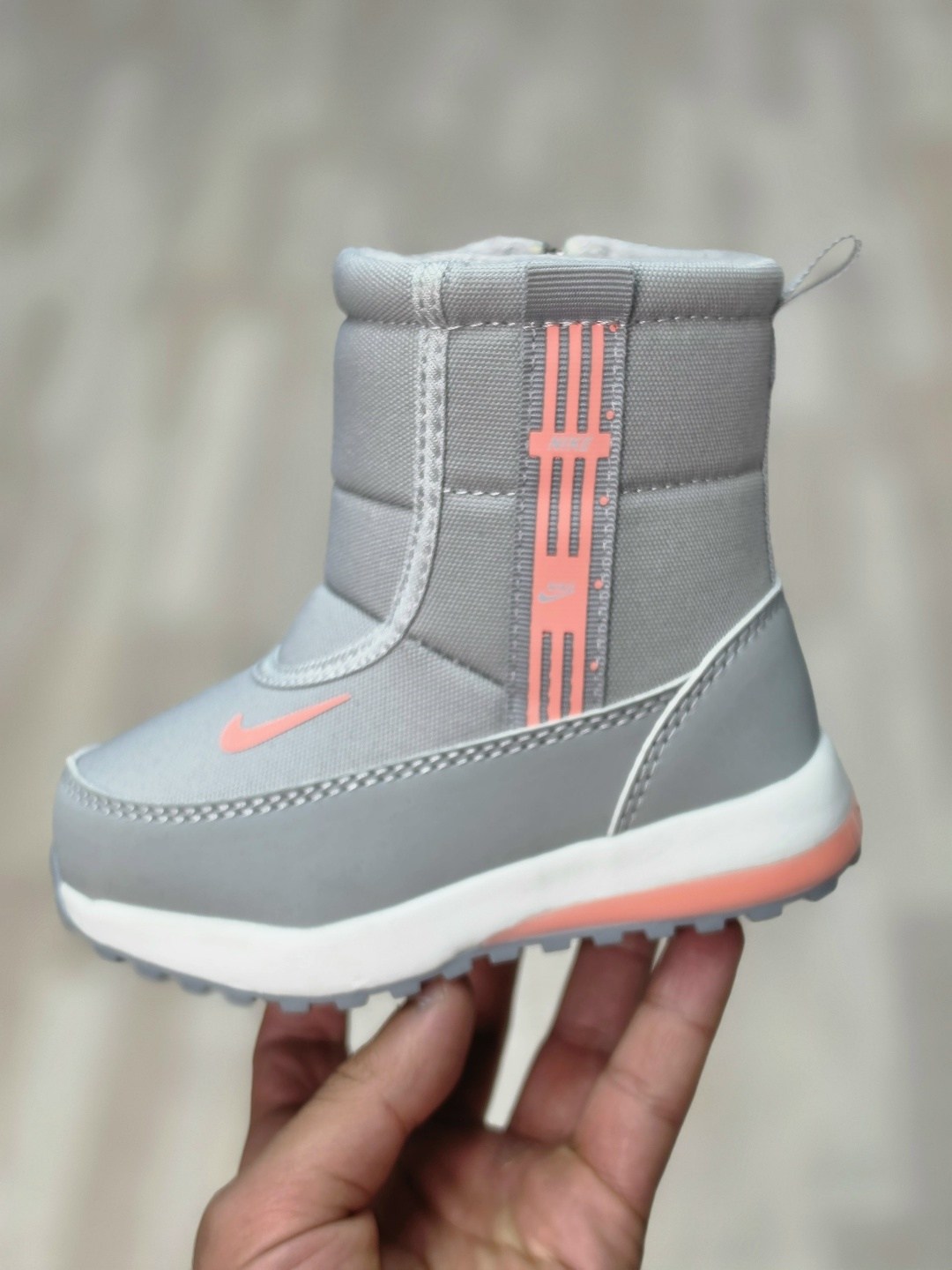 дутики adidas,сапожки зимние adidas,дутики adidas зимние непромокаемые,дутики мужские зимние adidas,дутики адидас
