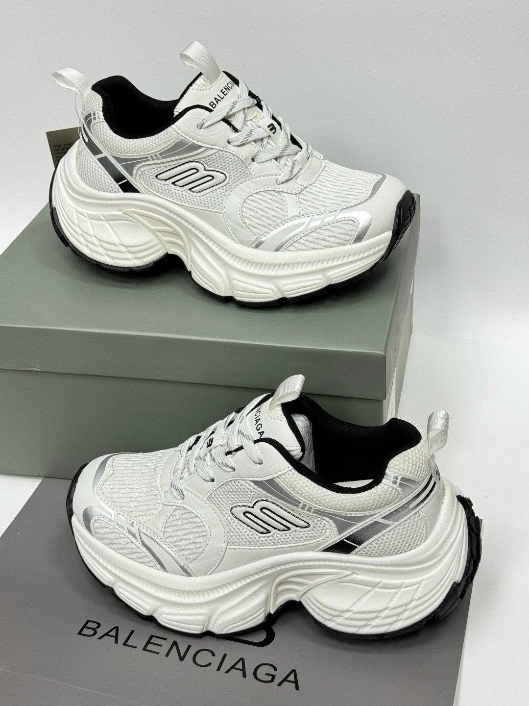 кроссовки женские balenciaga,белые черные серые кроссовки balenciaga 10xl,кроссовки balenciaga,кроссовки balenciaga 10xl,кроссовки баленсиага balenciaga 209437396